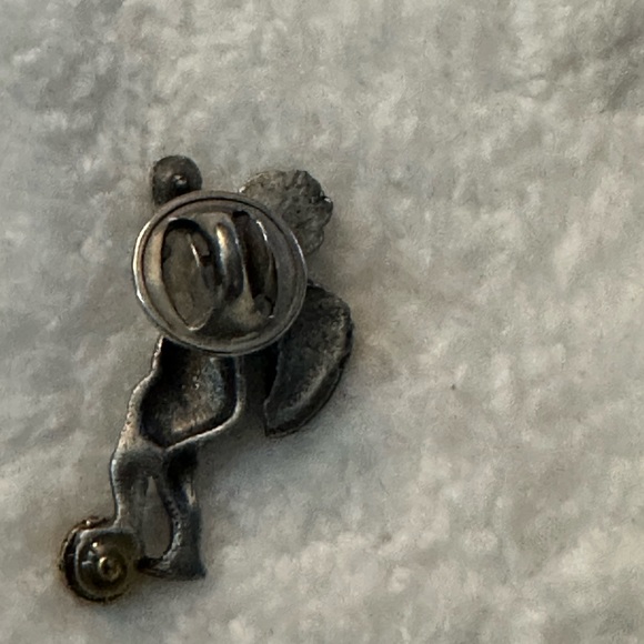 Angel Lapel Pin - Picture 3 of 4